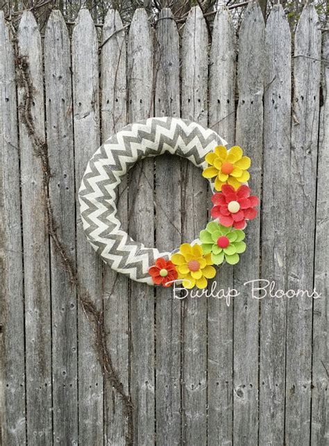 Refreshing Handmade Summer Wreath Designs For Your Front Door