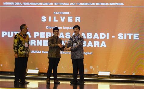 Smartfren Raih CSR Dan PDB Awards 2024 Dari Kemendesa PDTT