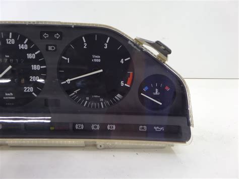 Bmw 325e Instrument Cluster Speedo Gauges 167k Kms Kph E30 84 92 Oem 318 325 Ebay