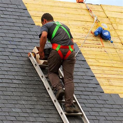 Roof Safety Tips For How To Stay Lanier Roofing