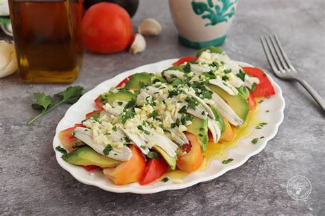 Ensalada De Boquerones En Vinagre Con Tomate Y Aguacate Cocinando