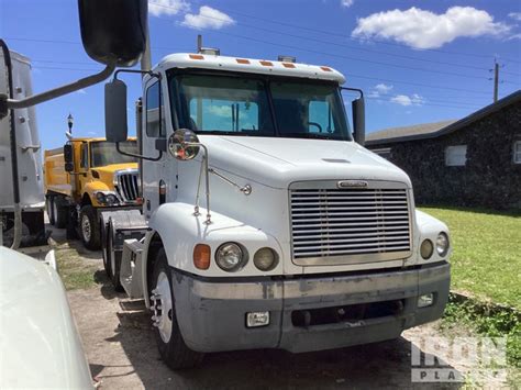 1999 Freightliner Flc112 6x4 T A Day Cab Truck Tractor In West Park Florida United States