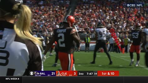 Cleveland Browns Quarterback Dorian Thompson Robinson Dots Wide