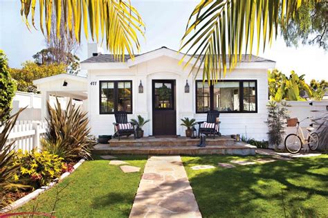 Best 25+ Laguna beach house ideas on Pinterest | Beach cottage exterior ...