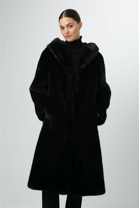 Шуба из аукционного меха норки Saga Furs Снежная Королева 610593003 ...