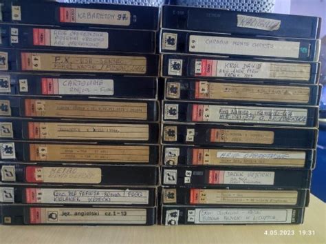 Zestaw Kaset VHS 20 Sztz1 Warszawa Kup Teraz Na Allegro Lokalnie