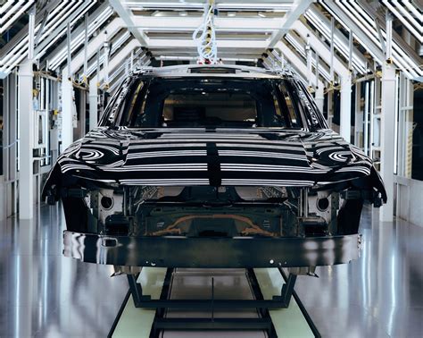 2026 Volvo All-Electric Wagon Joins the Family Across Imagination Land ...