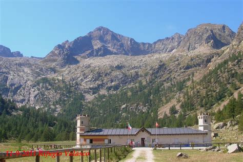 Rifugio Valasco La Struttura Alpina Nel Parco Delle Alpi Marittime