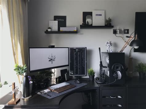 Graphic Designer Desk Setup