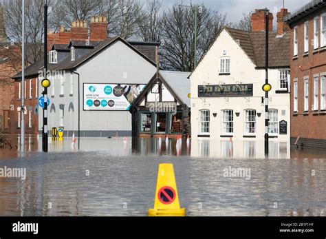 Severe flooding in shrewsbury hi-res stock photography and images - Alamy