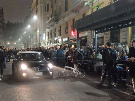 Movida Violenta A Milano Fratelli DItalia Rilancia Le Ronde Anzi Le