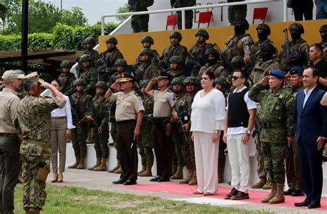 POLICÍA NACIONAL Y FUERZAS ARMADAS RATIFICAN SU COMPROMISO Flickr