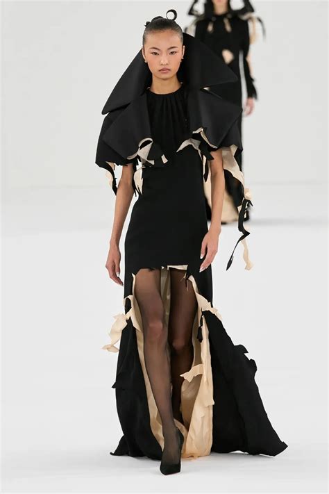 Viktor Rolf Haute Couture Spring Summer Fashionotography