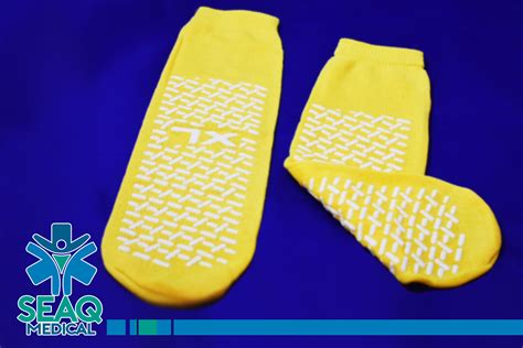 Non Slip Medical Socks – Box 48 Pcs | SEAQ Medical