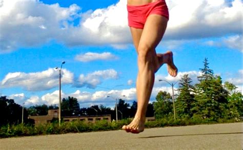 Does Barefoot Running Help Prevent Heel Striking Run Forefoot