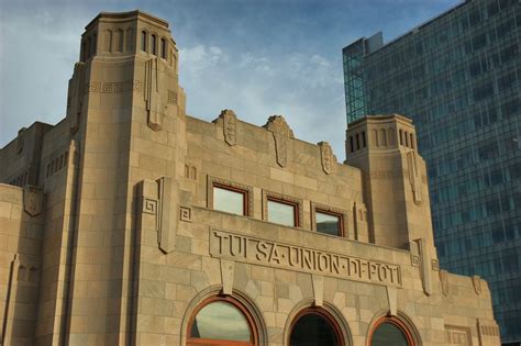 Tulsa Union Depot Art Deco Buildings Art Deco Architecture Oklahoma Art