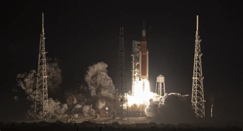 Despega con éxito la misión Artemis I de la NASA