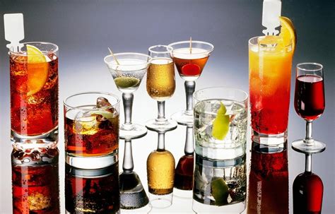 Alcohol & aging: How Much Drinking is Too Much? | MDVIP
