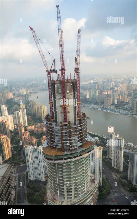 Shanghai Tower Construction 2022