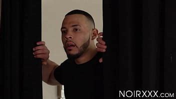 El Semental DeAngelo Jackson Se Folla A Pelo A Un Gay Tatuado Con Elijah Wilde XVIDEOS