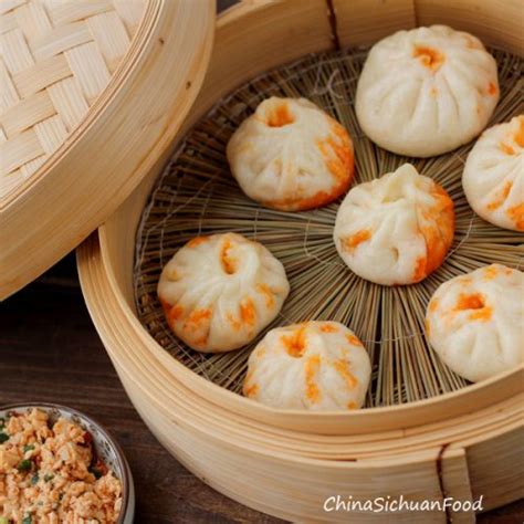 Vegan Baozi Chinese Steamed Buns 包子 China Sichuan Food