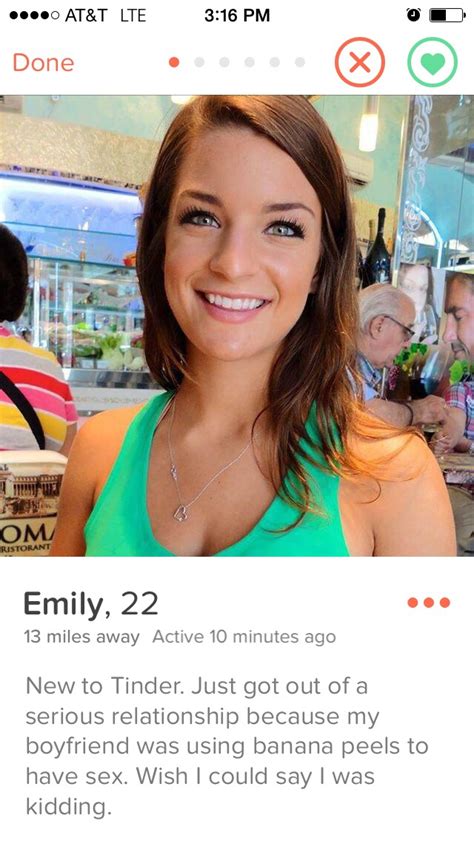 18 Girls On Tinder That Make You Say Wtf Wtf Gallery Ebaums World