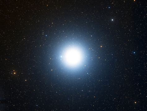 Albireo la estrella que cambia de color National Geographic en Español