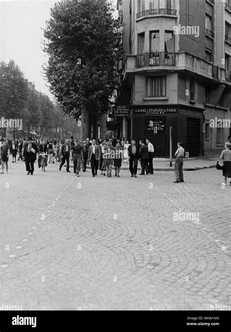 Liberation Of Paris 1944 Hi Res Stock Photography And Images Alamy