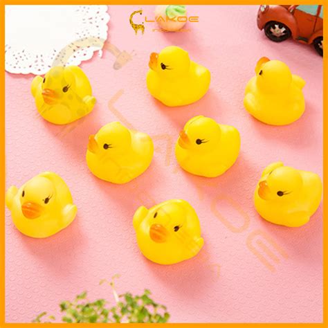 Jual LAKOE Bebek Karet Mainan Mandi Anak / Mainan edukasi Anak/ mainan ...