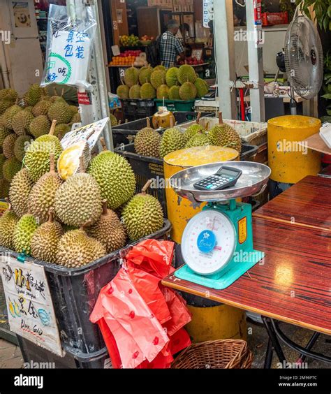 Escala de fruta fotografías e imágenes de alta resolución Alamy