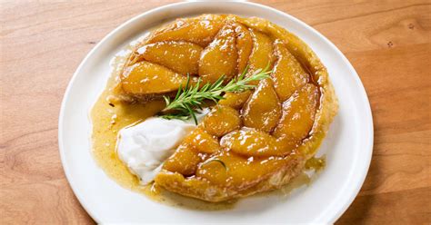 Recette: Tarte Tatin aux poires | Glouton