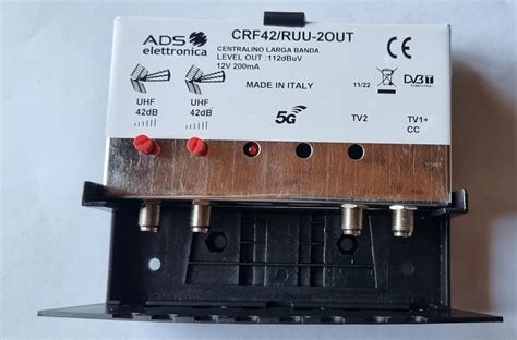 Centralino Da Palo Uscite Db Uhf Amplificatore Antenna Terrestre