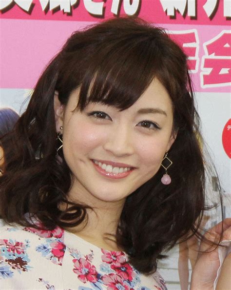 新井恵理那 キュートなサンタ姿に反響「鬼可愛い」」「えり～なサンタに会いたいなぁ」― スポニチ Sponichi Annex 芸能