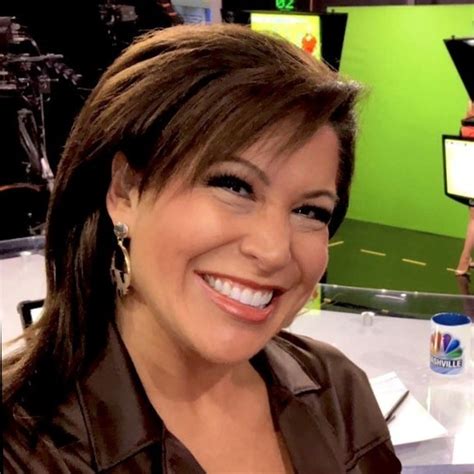 Holly Thompson Television News Anchor Wsmv Linkedin