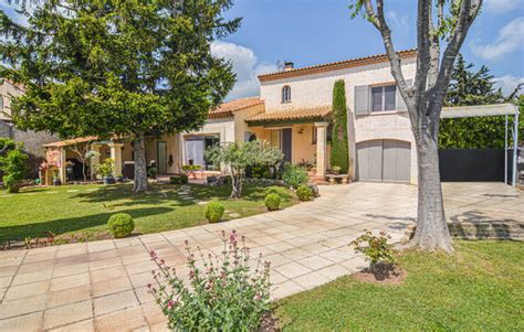 holiday home saint martin de crau france  saint martin de crau