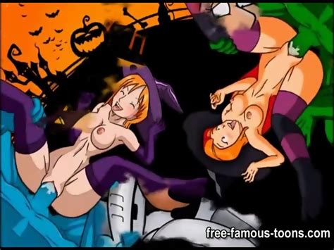 Halloween Famous Hentai