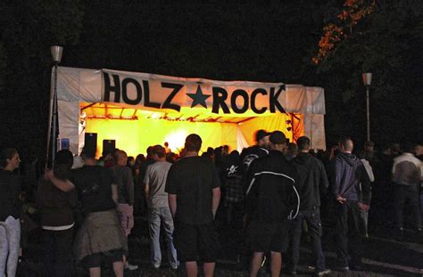 Holzrock Politik Punk Und Party Satt Schopfheim Verlagshaus