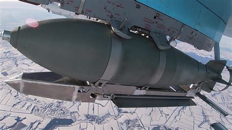 Russia Not Using Many Glide Bombs in Kursk As Could Hit Self: Expert ...