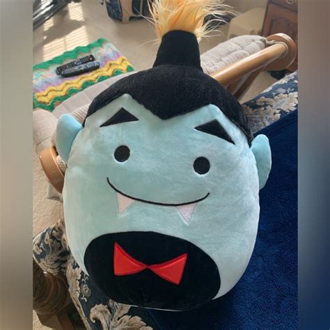 Squishmallows Toys 2 Inch Drake Halloween Vampire Squishmallow Nwt