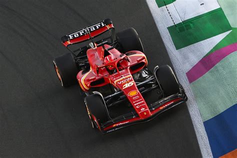 Formula 1 Verstappen Vince Il GP Arabia Leclerc 3 Con La Ferrari