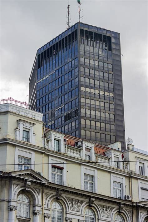 Arquitetura Histórica E Moderna Da Sérvia De Belgrado Foto Editorial