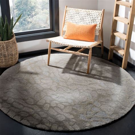 SAFAVIEH Handmade Blossom Alicia Modern Floral Wool Rug Bed Bath