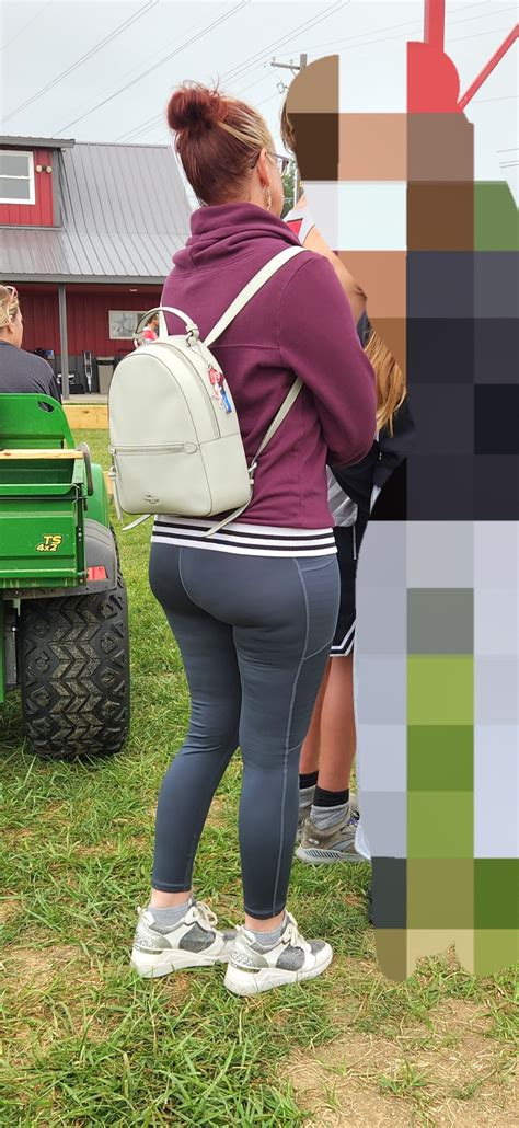 Repost Big Booty Milf Spandex Leggings Yoga Pants Forum