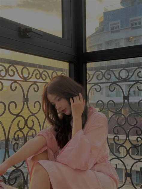 Hot Girl Nh Th N I Nh M N M Tr C Gi Ra Sao