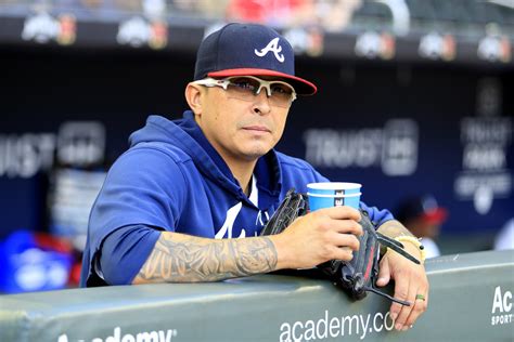 Should the Braves reunite with Jesse Chavez?