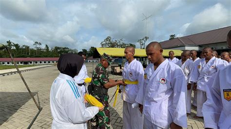 Satdik Kodiklatal Laksanakan Kenaikan Sabuk Karate Siswa Dan