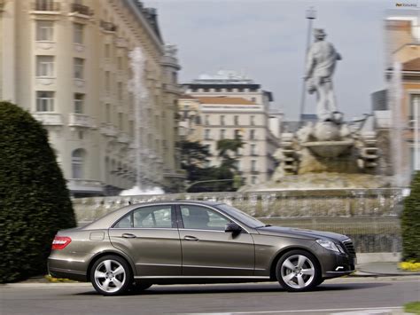 Mercedes Benz E 350 CGI W212 200912 Wallpapers 2048x1536