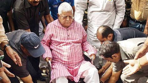 Parole ends, Lalu Prasad Yadav returns to Ranchi jail