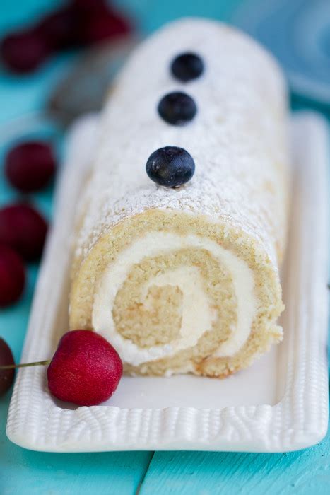 Vanilla Sponge Cake Roll With Berries Life Made Sweeter