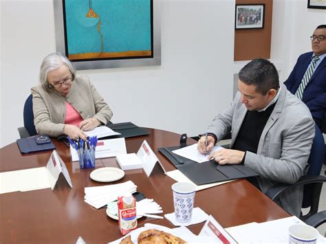 FIRMA DE CONVENIO SSP DE PUEBLA E INSTITUTO NACIONAL DE GERIATRÍA